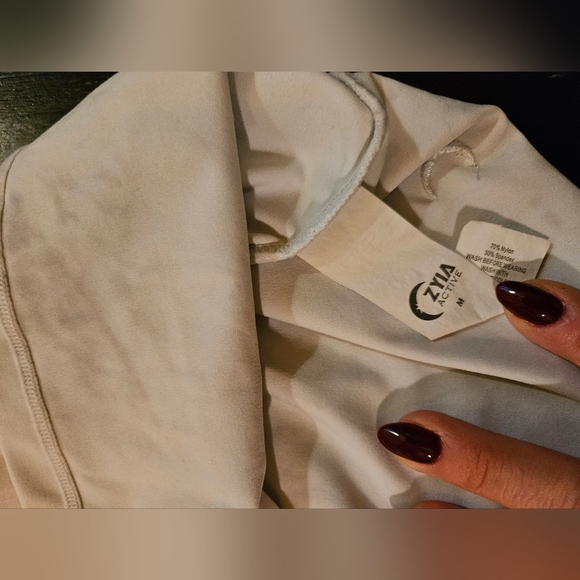 Party in the back tank - Picture 1 of 3